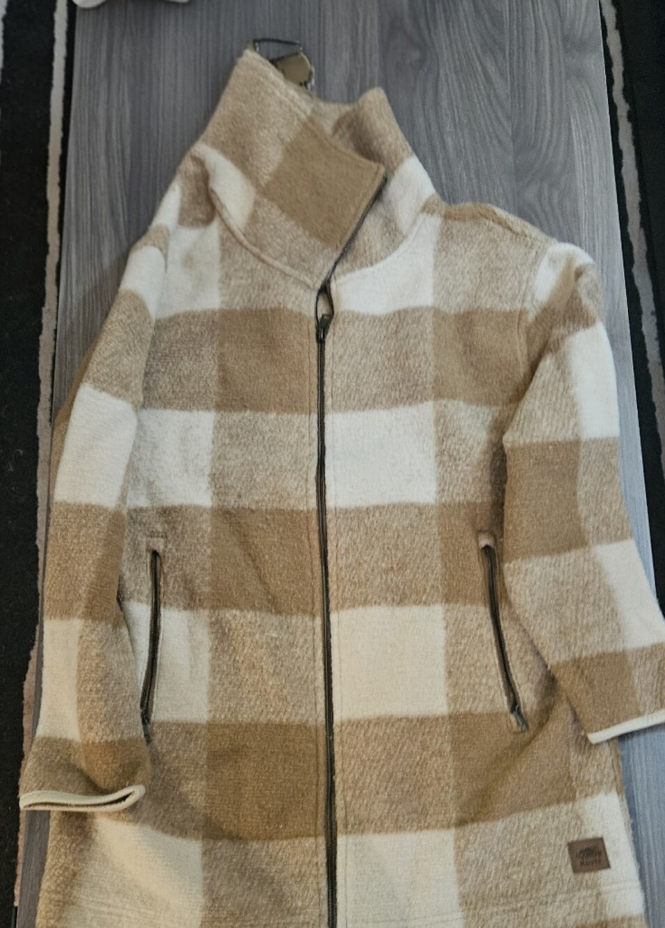 Roots Seymour Jacket - Picture 3 of 6
